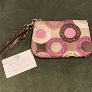 Small Coach wristlet